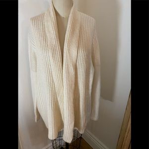 Angel of the North simple cardigan
